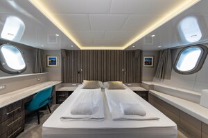 Window Cabin - Double Only